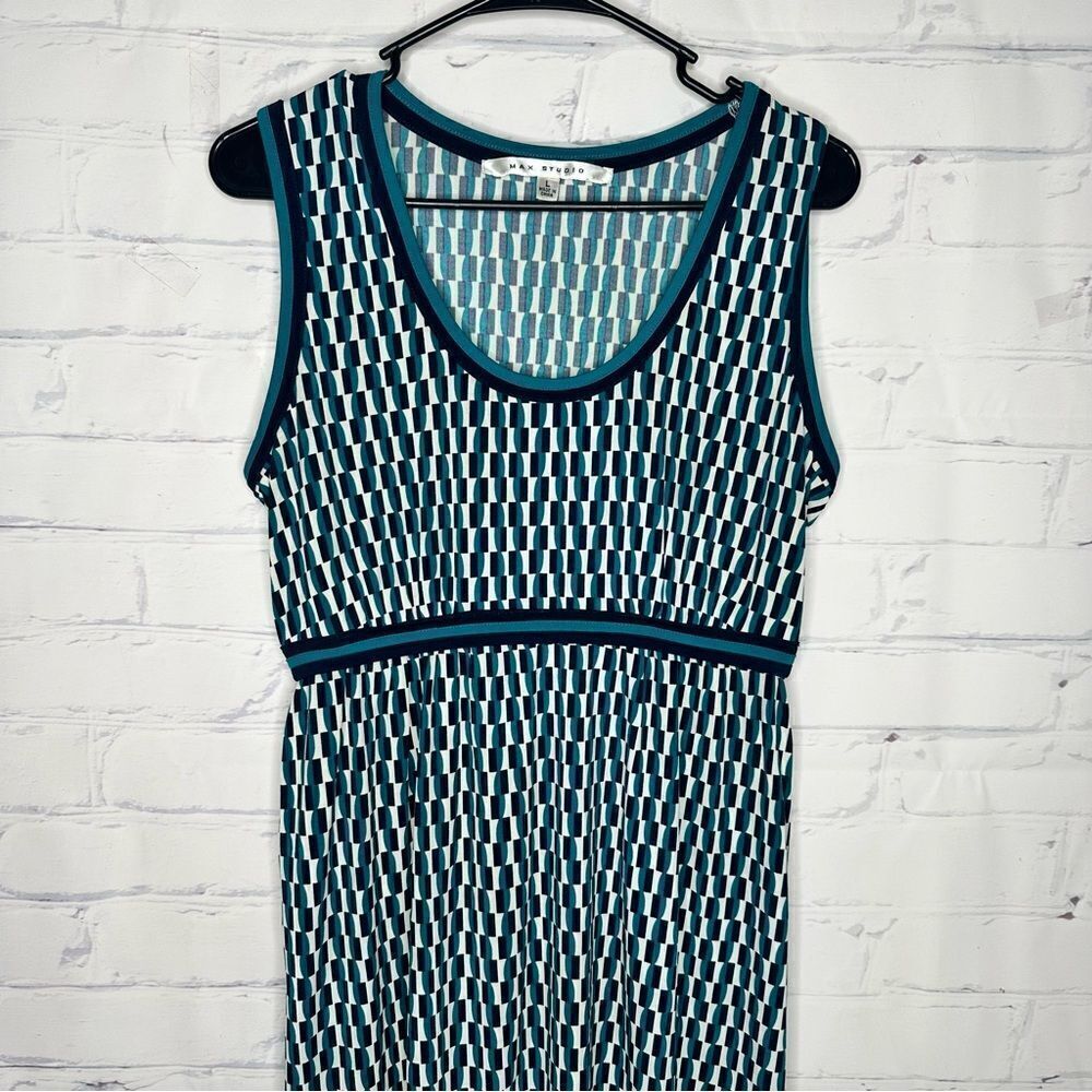 Max Studio medium dress